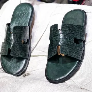 Product image attachment 1 - Hermès slipper