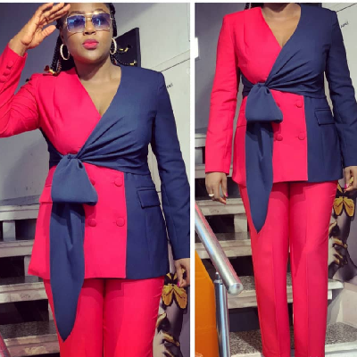 Product image attachment 1 - Women's complete outfit