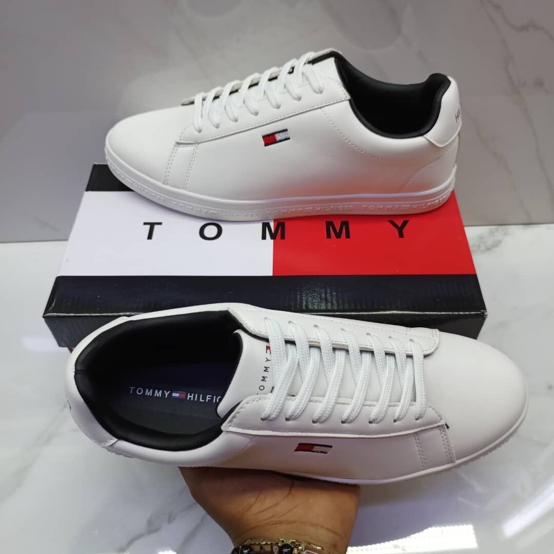 Photo 2 du produit  - Chaussures _TOMMY: 40-45