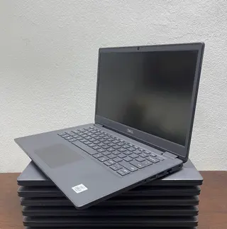 Product image attachment 2 - Dell latitude core i3 256 g ssd 8 g