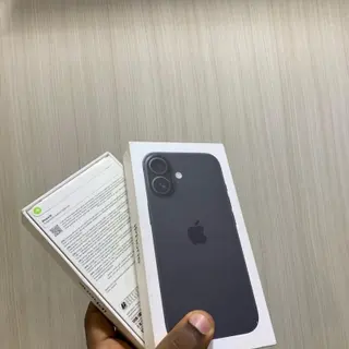 Product image attachment 2 - iPhone 16 128g