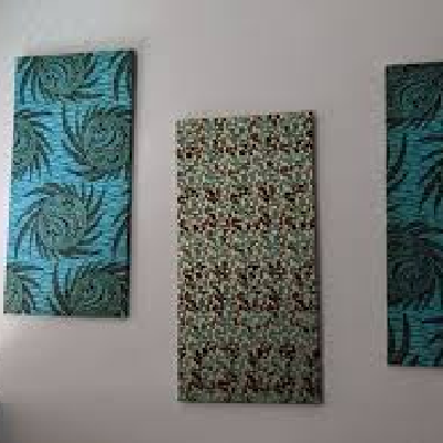 Photo 1 du produit - Galerie murale en tissu africain