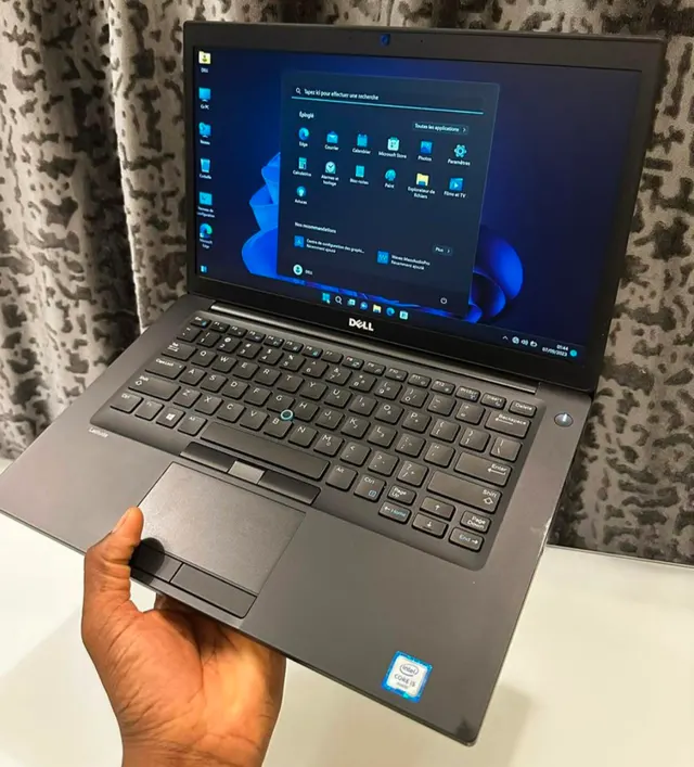 Image de Dell latitude 7390