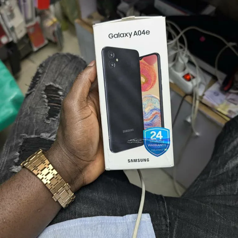 Photo 1 du produit - SAMSUNG GALAXY A04E 128G