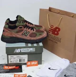 Product image attachment 1 - NEW BALANCE USA