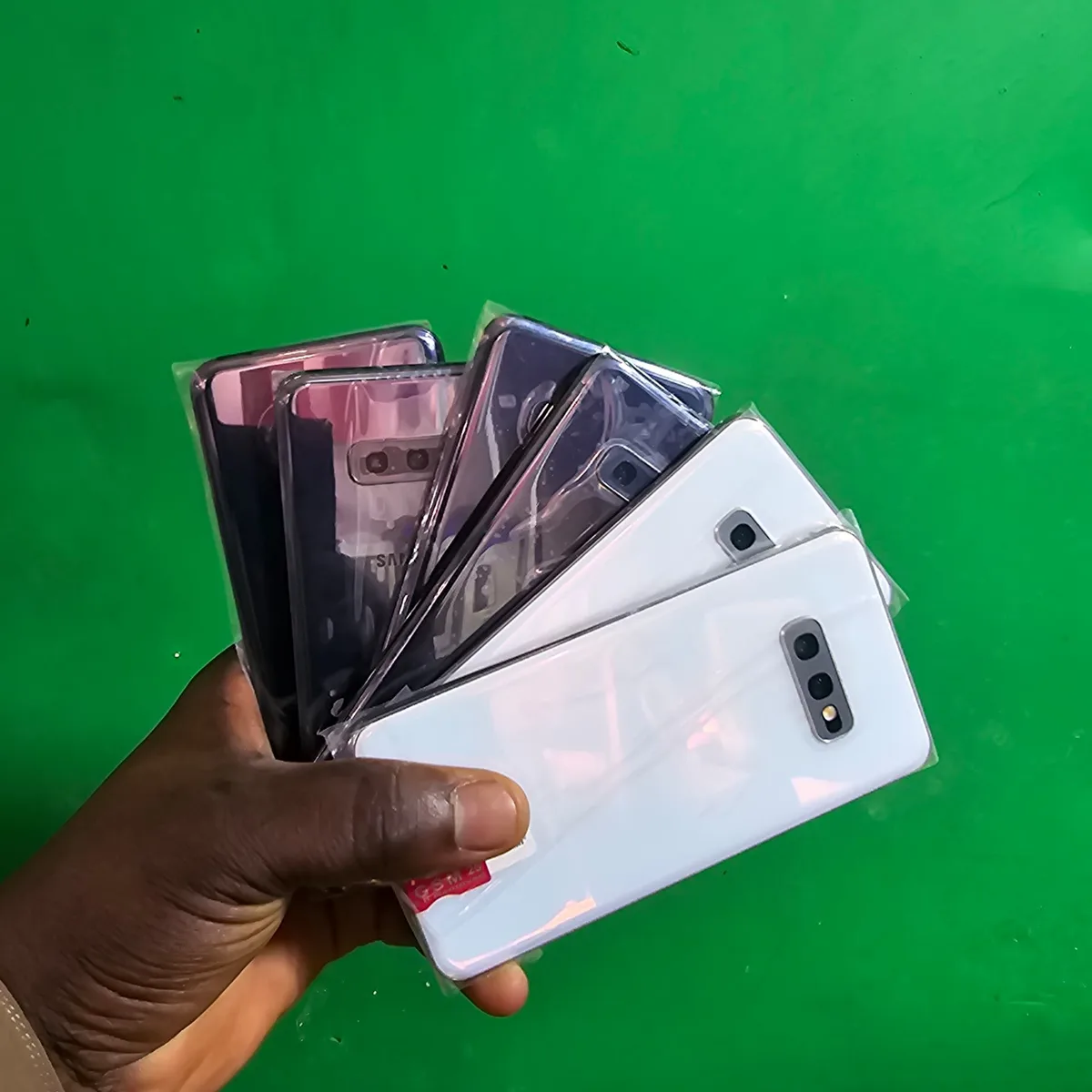 Photo 1 du produit - SAMSUNG GALAXY S10E 128G