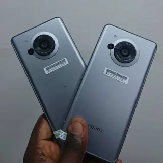 Product image attachment 1 - AQUOS SHARP R7 5G 256G