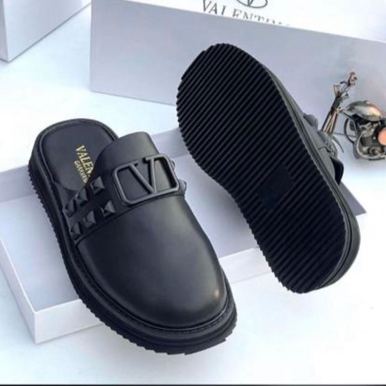 Valentino men’s slippers
