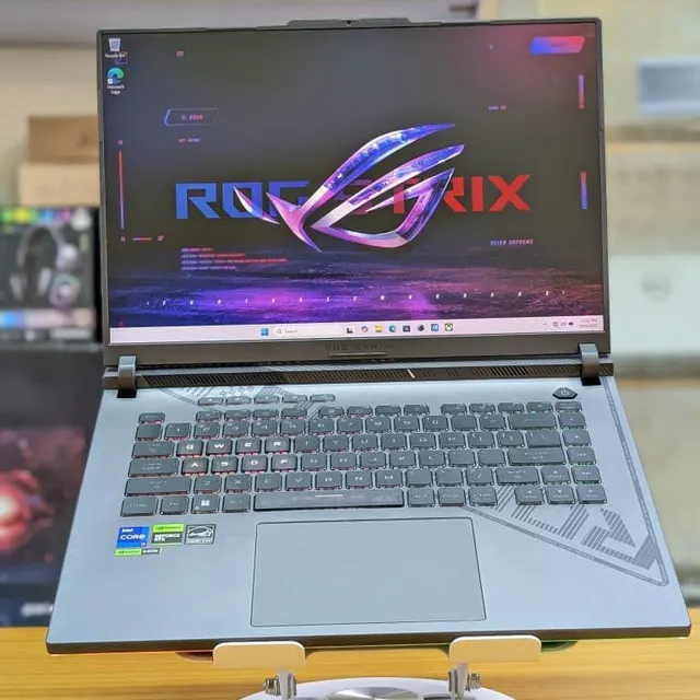 Image de Asus ROG Strix G614 RTX 4060 8G dédiée 1To/32
