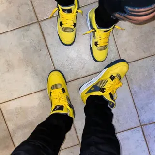 Photo 3 du produit  - Jordan 4