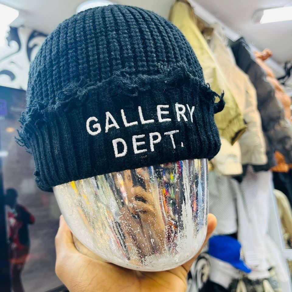 Product image attachment 3 - Bonnet GALLERY DEPT