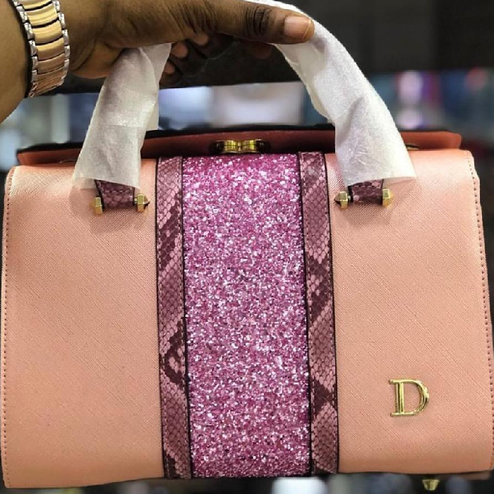 Product image attachment 1 - Female handbag