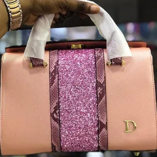 Product image attachment 1 - Female handbag