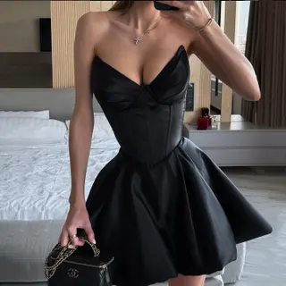 Photo 1 du produit  - Strapless mini gown