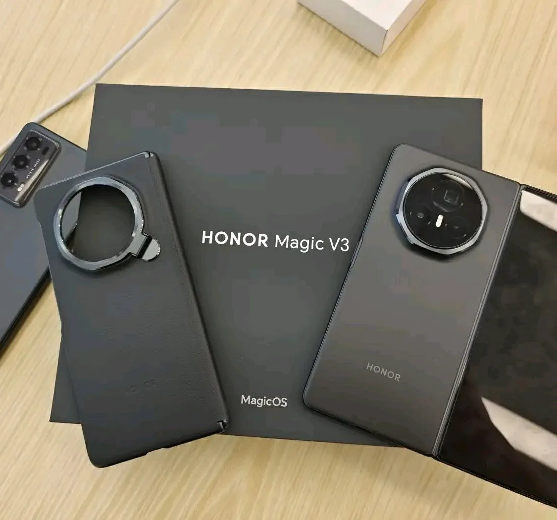 Product image attachment 1 - HONOR MAGIC V3 512G