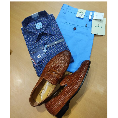 Photo 3 du produit - chemise, chaussures et pantalon