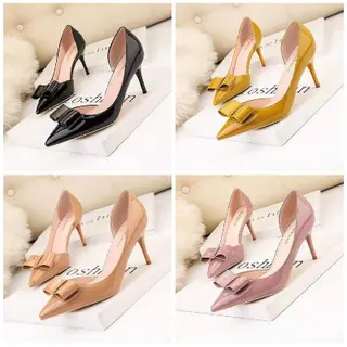 Product image attachment 1 - Moshin brand heels
