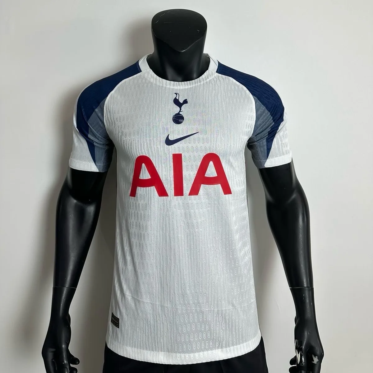 Photo 1 du produit - MAILLOT TOTHENAM