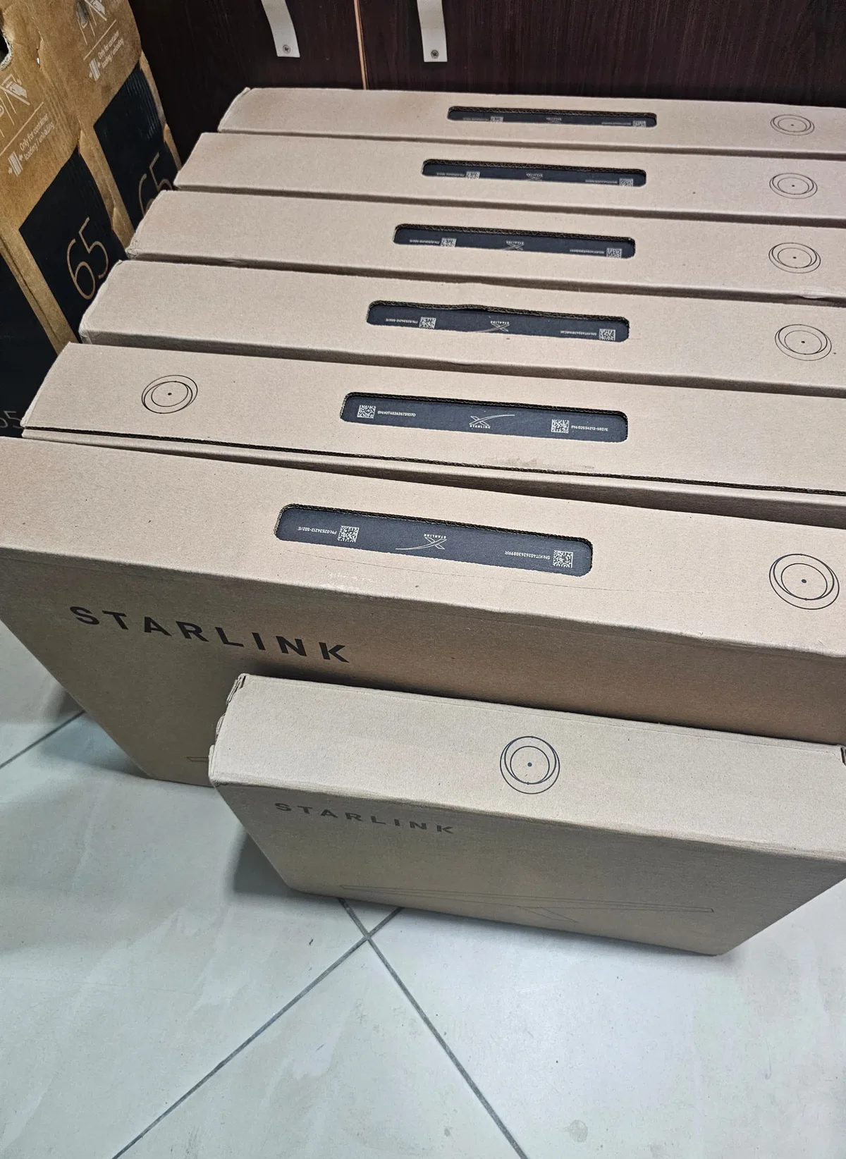 Product image attachment 1 - STARLINK V4
