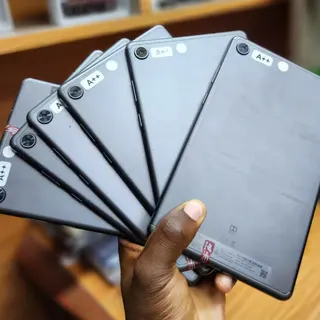 Product image attachment 1 - LENOVO TAB M6 32G