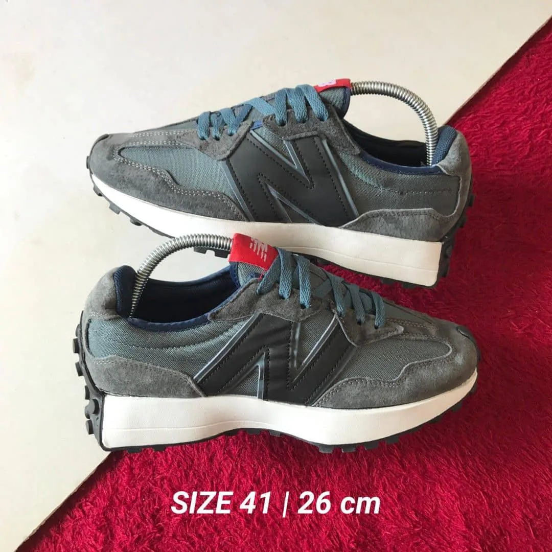 Product image attachment 1 - New Balance shoes