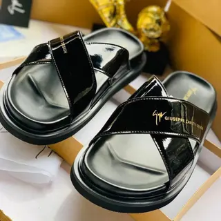 Product image attachment 1 - Men's slippers