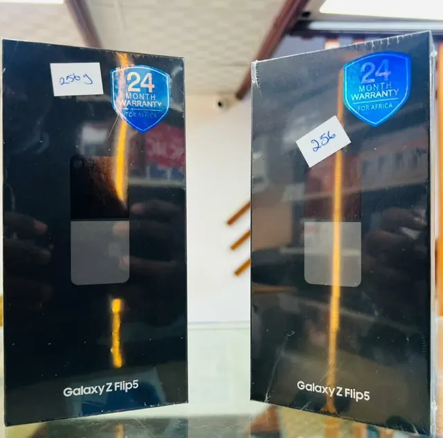Image de SAMSUNG GALAXY ZFLIP5 5G 256G