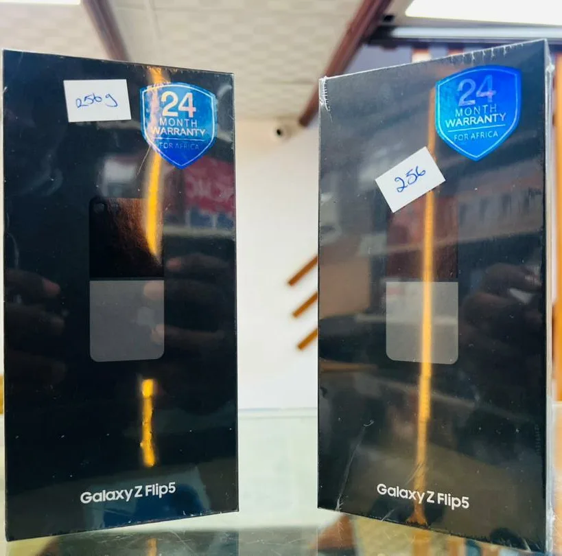 Photo 1 du produit - SAMSUNG GALAXY ZFLIP5 5G 256G