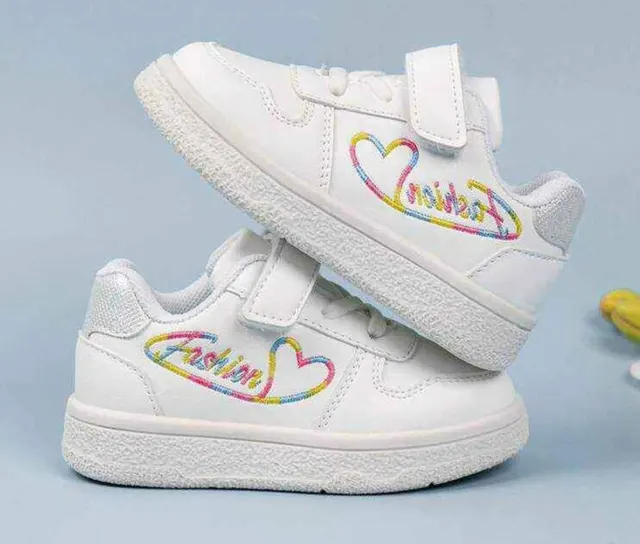 Image de chaussures pour enfants