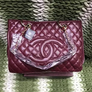 Product image attachment 3 - Chanel red hand bag