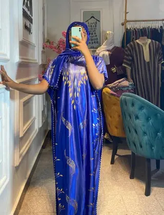 Product image attachment 1 - old gown