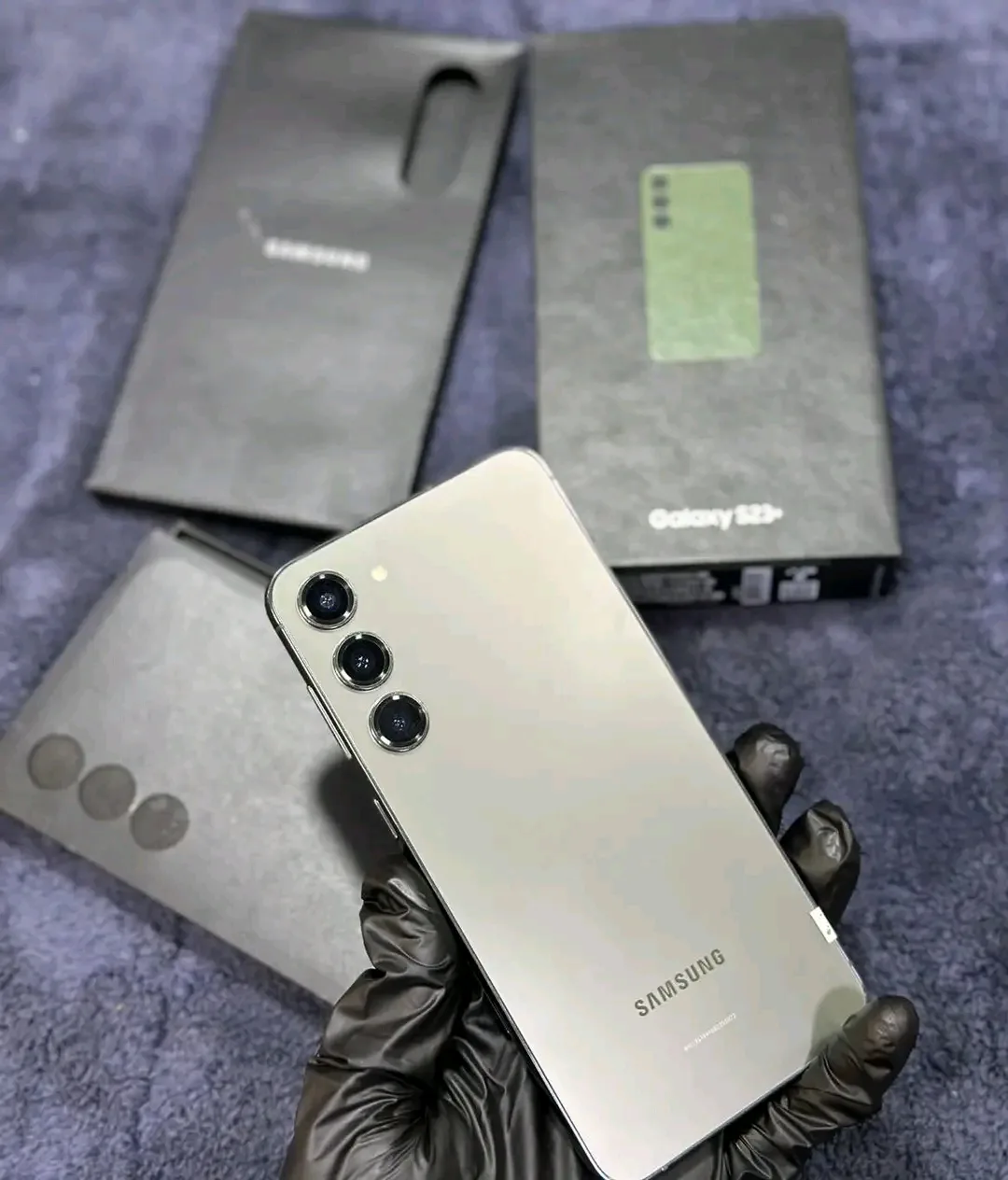Photo 1 du produit - Samsung Galaxy S23+ 5G 256G