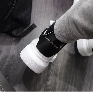 Photo 3 du produit  - Chaussures McQueen
