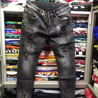 Photo 2 du produit  - Patalons noir Destroy faits en Jean