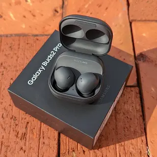 Product image attachment 3 - Galaxy buds 2pro