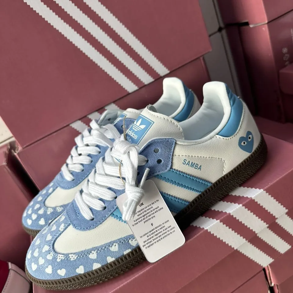 Photo 1 du produit - chaussures adidas
