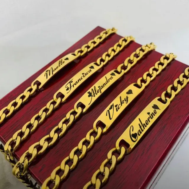 Image of personalized gourmette