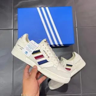 Photo 3 du produit  - Adidas Germany blanche cassé 40–45