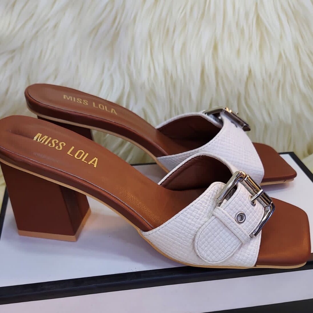 Photo 2 du produit - Sandales à talons : 37-42