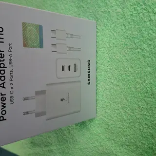 Photo 1 du produit  - chargeur d'origine