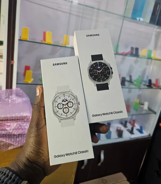 Image of Samsung Galaxy WATCH 8 CLASSIC LTE