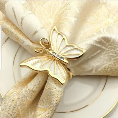 Image de anneaux de mouchoirs de table