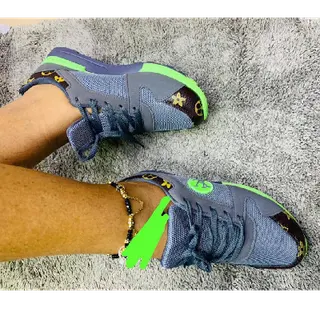 Product image attachment 4 - Male-female Sneakers