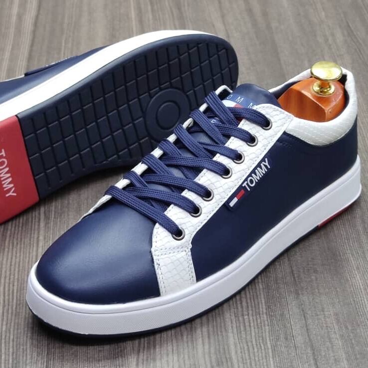 Photo 4 du produit - Chaussures _ TOMMY: 40-45