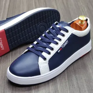 Photo 4 du produit  - Chaussures _ TOMMY: 40-45