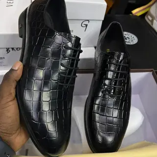 Photo 2 du produit  - Louis Vuitton : 39,40,41,42,45