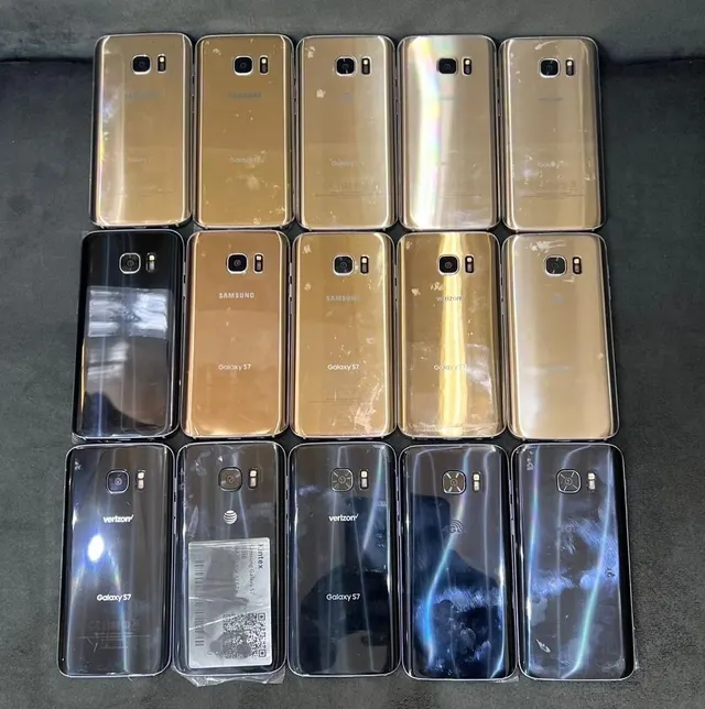 Image of Samsung galaxy S7 available