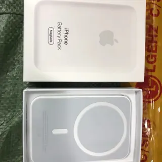 Photo 2 du produit  - mag safe battery chargeur iPhone magnetic