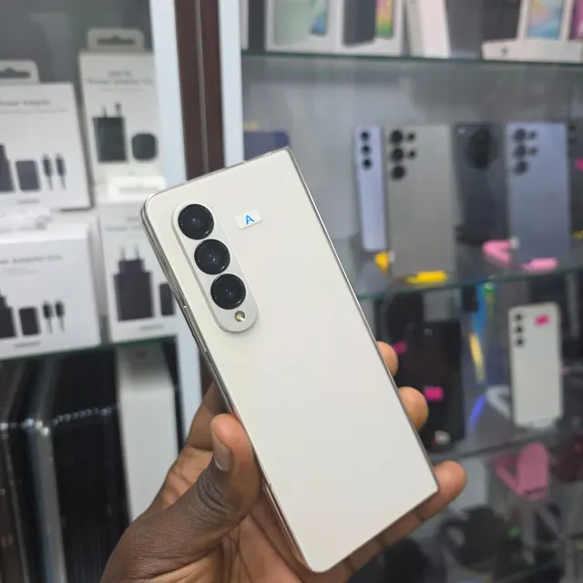 Image of SAMSUNG GALAXY ZFOLD4 5G 256G