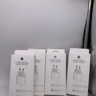 Product image attachment 2 - Fast charger